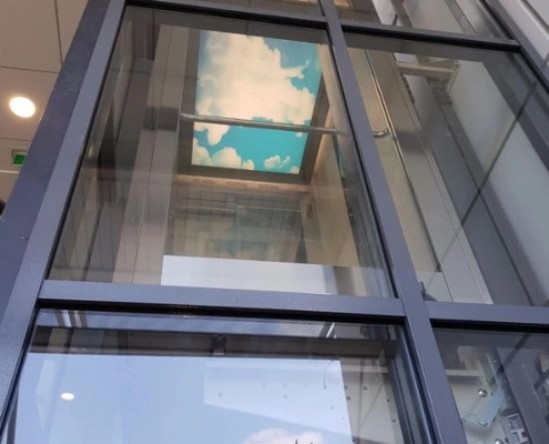 Panoramska kabina sa rasvjetom u dizajnu neba